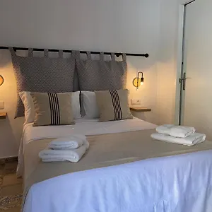 https://apartamentos-puerta-del-olivillo.es-andalucia.com